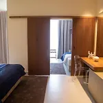 Abi's & Vlorë