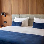 Hotel Abi's & Vlorë