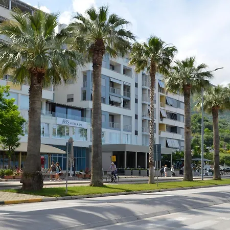 Hotel Abi's & 4*