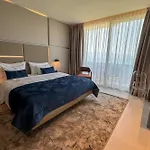 Hotel Abi's & 4*