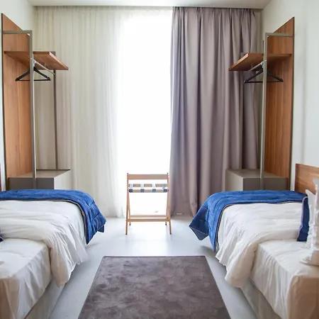 Hotel Abi's &