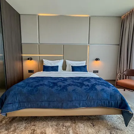 Abi's & Hotell Vlorë