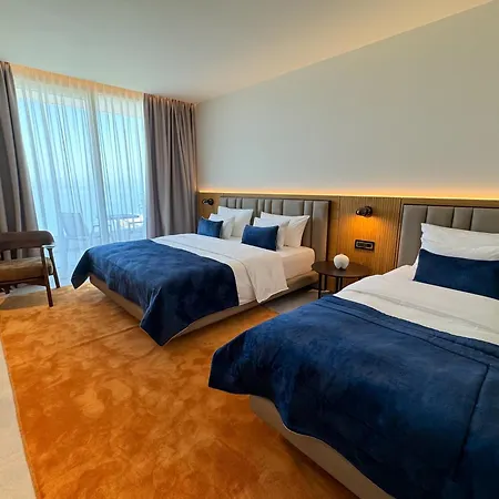 Hotel Abi's &