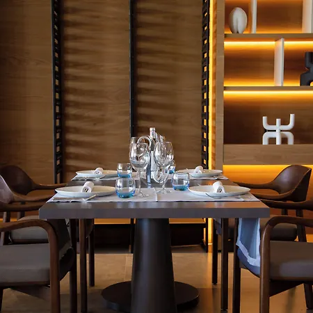 Hotell Abi's & Vlorë