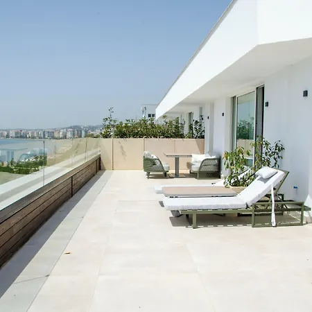 Abi's &