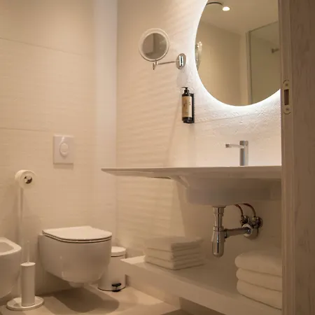 Hotel Abi's & Vlorë