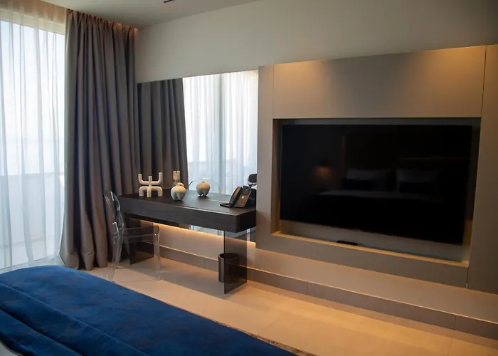 Hotel Abi's & Vlorë