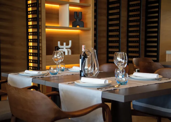 Abi's & Hotel Vlorë