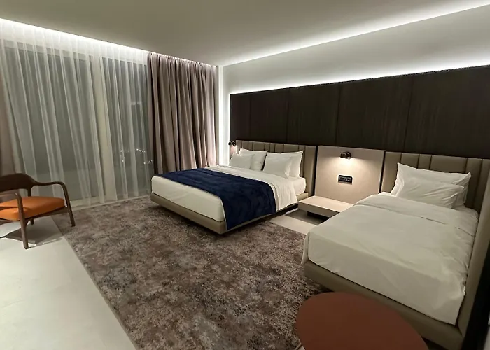 Hotel Abi's & Vlorë